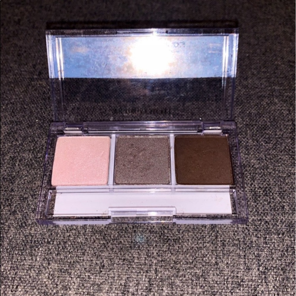 Victoria’s Secret Decadence Shadow Trio - Picture 5 of 8